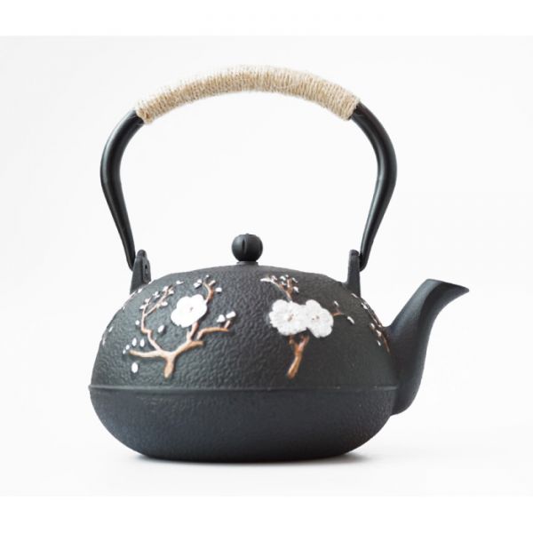 Чайник чугунный Тэцубин с ситом Сакура 1100мл