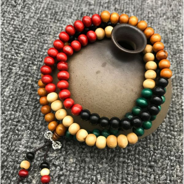 Чотки з кольорового дерева 108 бусин