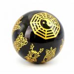 Гармонизатор шар обсидиан с буддийской символикой багуа d 9см