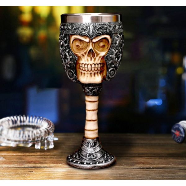 Кубок ЧЕРЕП У ШОЛОМІ З ПОЛІСТОУНА